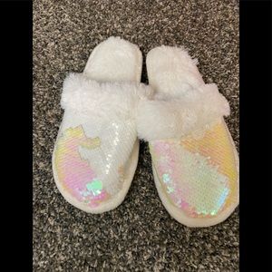 Brand new white soft slippers